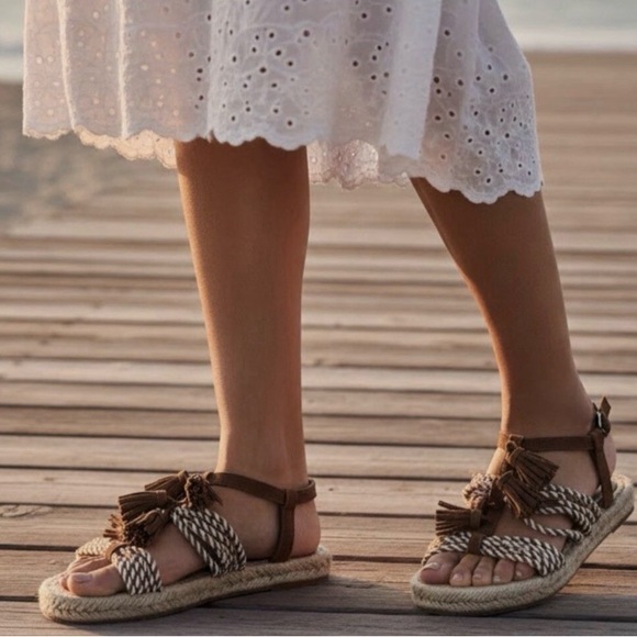 Anthropologie Shoes - Anthropologie Fringed Rope Sandals